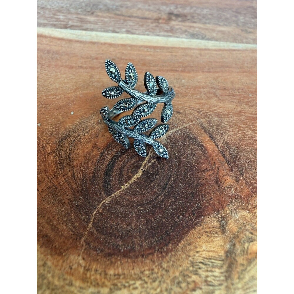 925 Sterling Silver Leaf Ring Marcasite Size 8 cottage core fairy boho whimsy